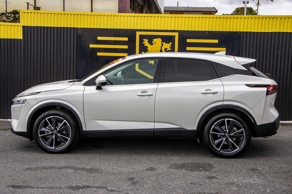 2023 Nissan QASHQAI ST-L J12