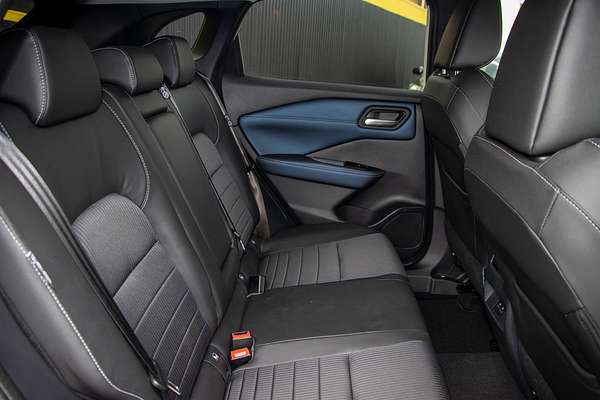 2023 Nissan QASHQAI ST-L J12