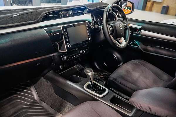2023 Toyota Hilux SR5 GUN126R 4X4