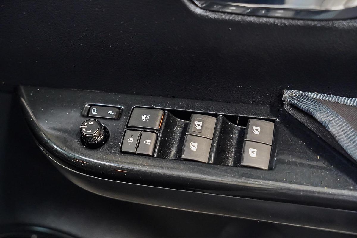2023 Toyota Hilux SR5 GUN126R 4X4