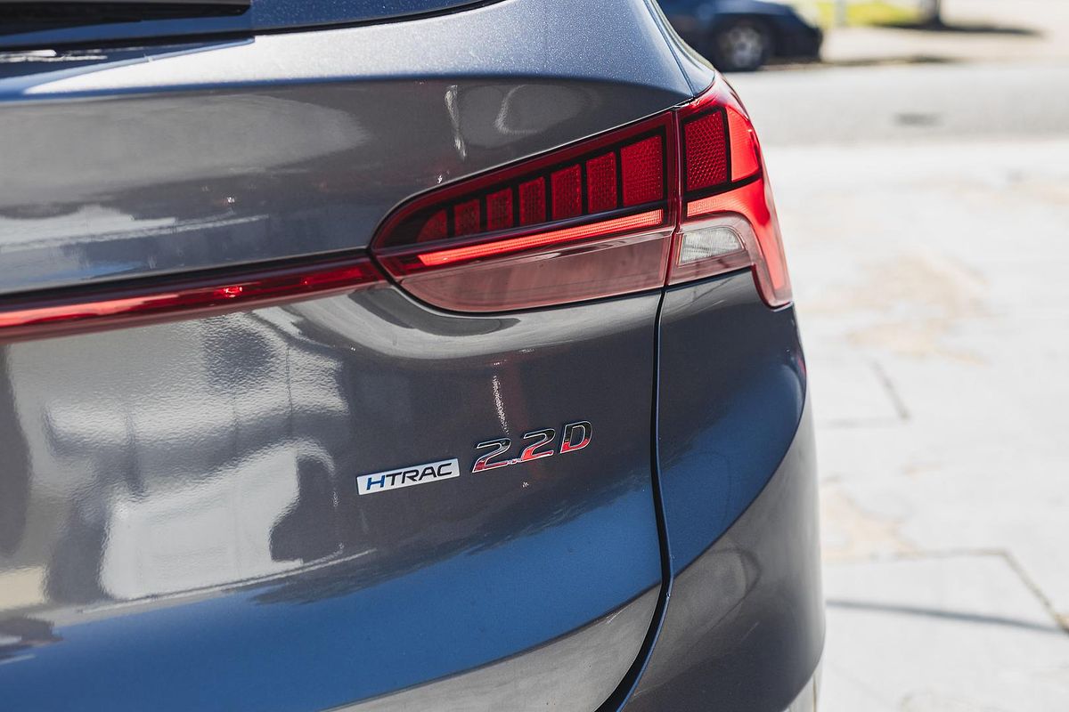 2022 Hyundai Santa Fe Elite TM.V4