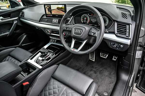 2024 Audi Q5 45 TFSI S Line FY