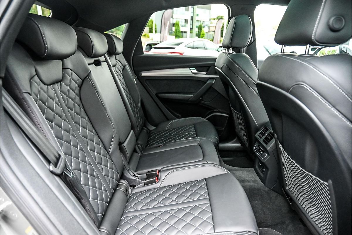 2024 Audi Q5 45 TFSI S Line FY