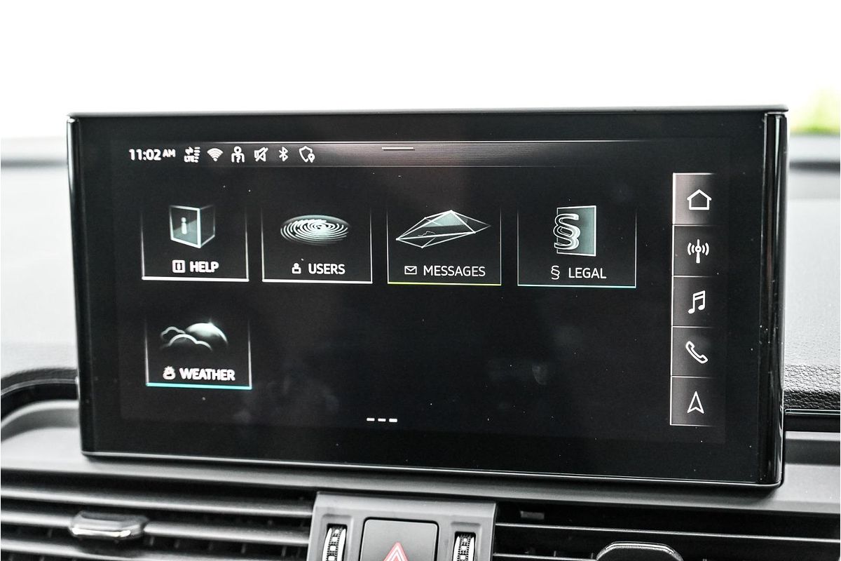 2024 Audi Q5 45 TFSI S Line FY