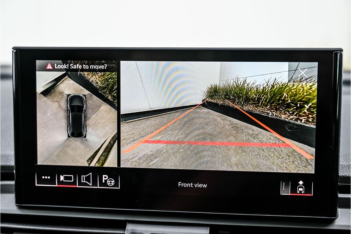2024 Audi Q5 45 TFSI S Line FY