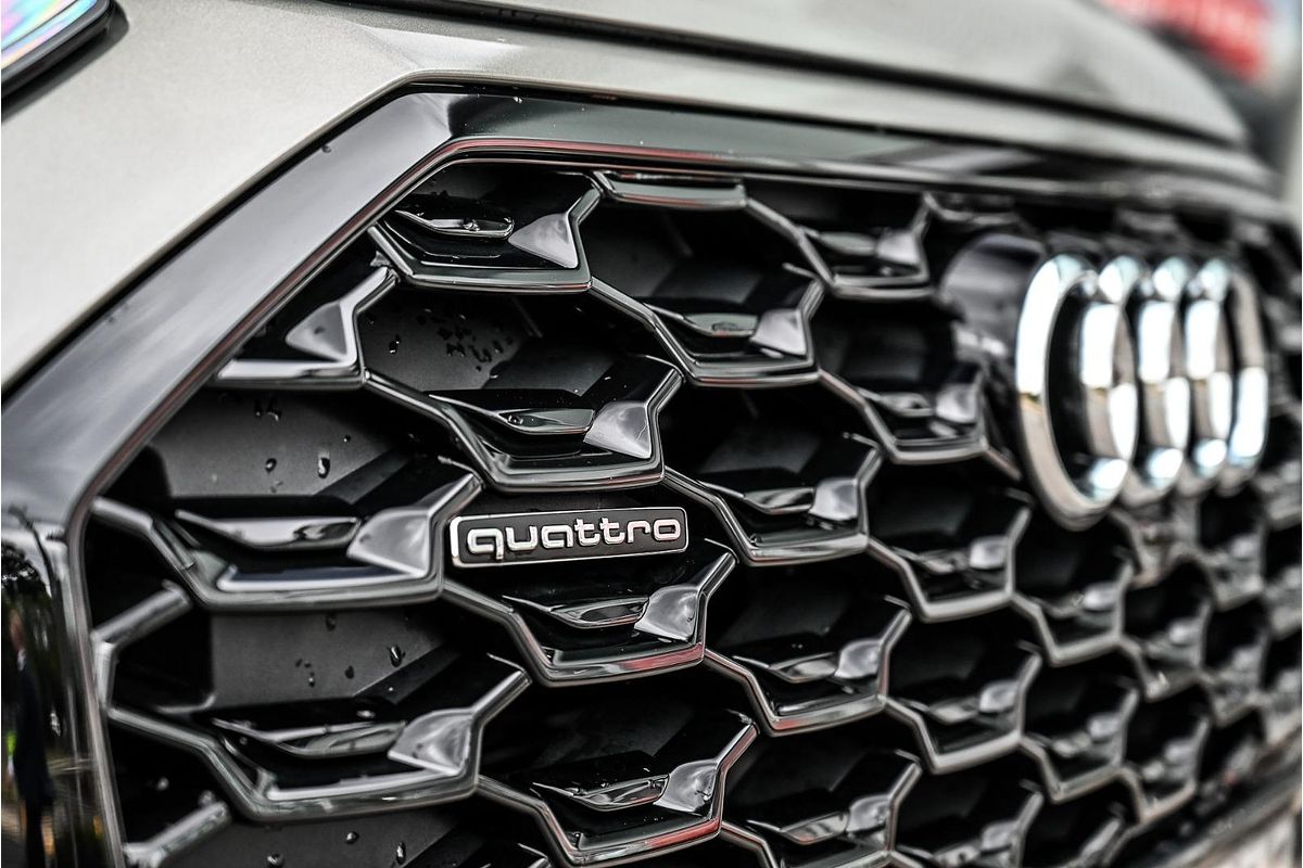 2024 Audi Q5 45 TFSI S Line FY