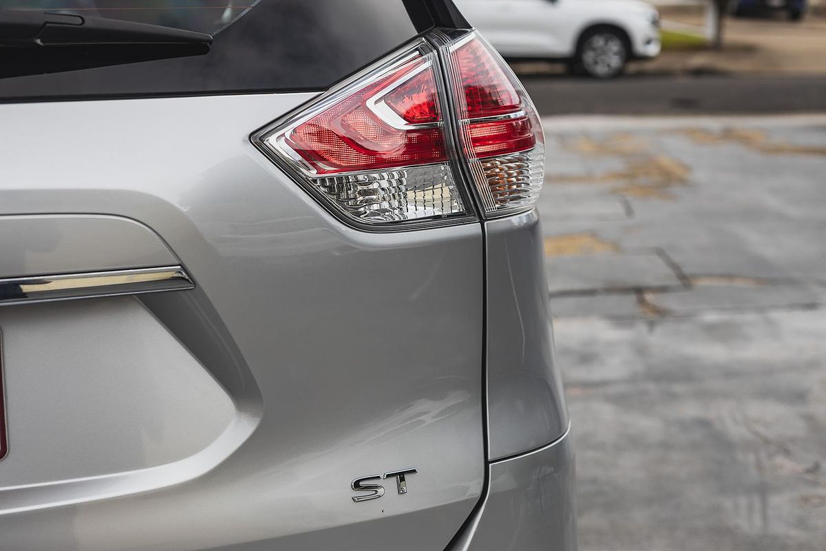 2016 Nissan X-TRAIL ST T32
