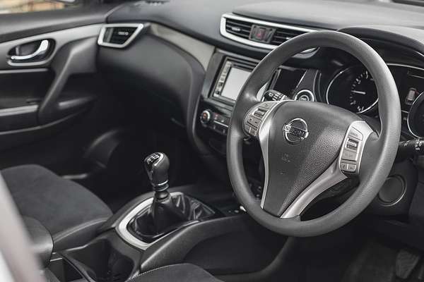 2016 Nissan X-TRAIL ST T32