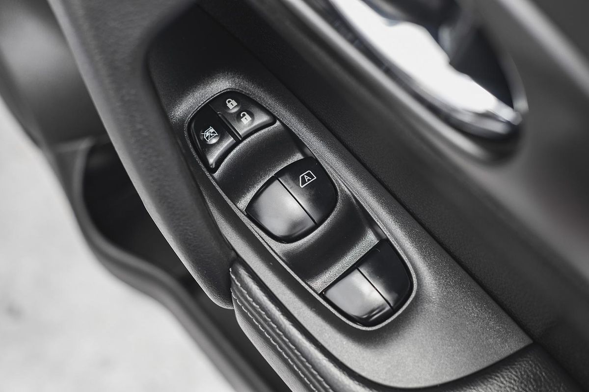 2016 Nissan X-TRAIL ST T32