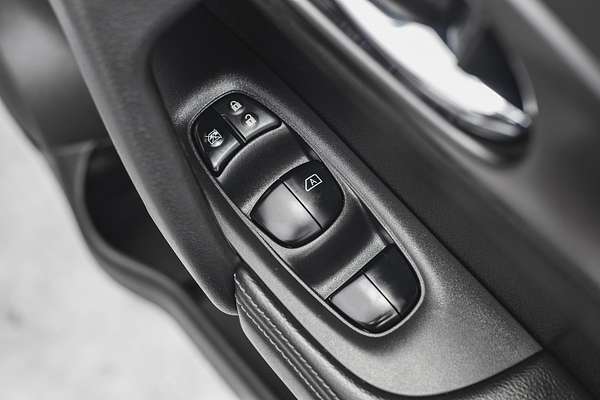 2016 Nissan X-TRAIL ST T32