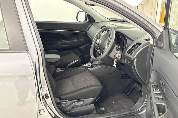 2023 Mitsubishi ASX ES XD