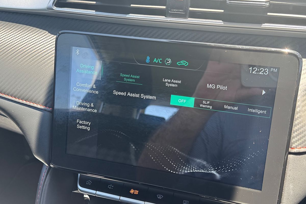 2022 MG ZS Excite AZS1