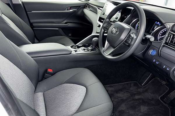 2021 Toyota Camry Ascent AXVH70R