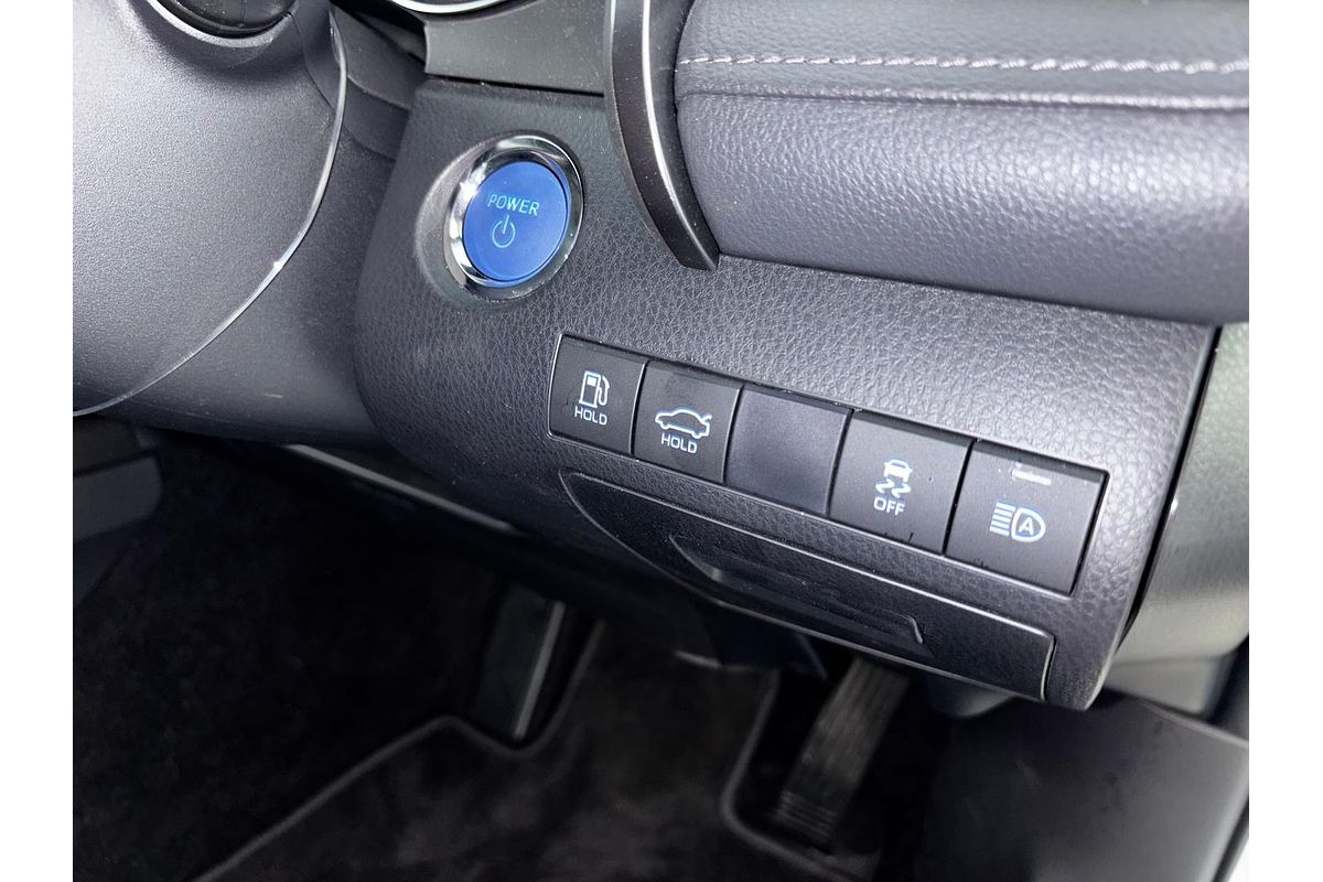 2021 Toyota Camry Ascent AXVH70R