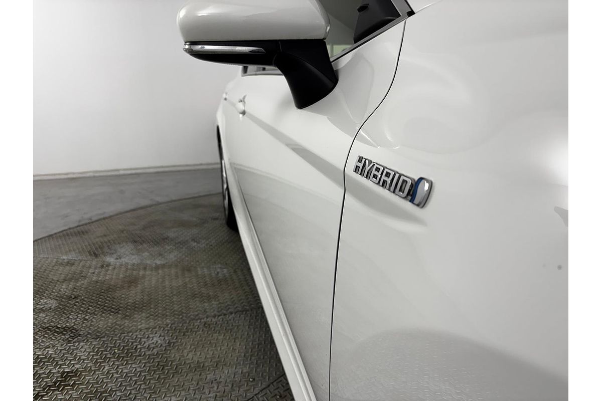 2021 Toyota Camry Ascent AXVH70R