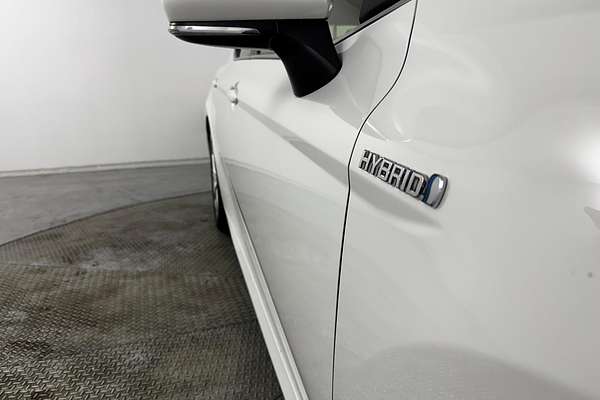2021 Toyota Camry Ascent AXVH70R