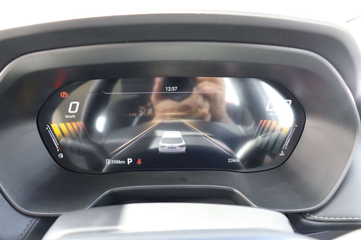 2025 MG ZS Essence ZS32