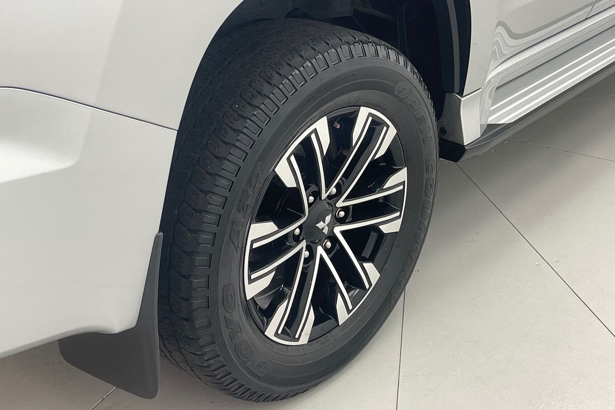 2021 Mitsubishi Pajero Sport GLS QF
