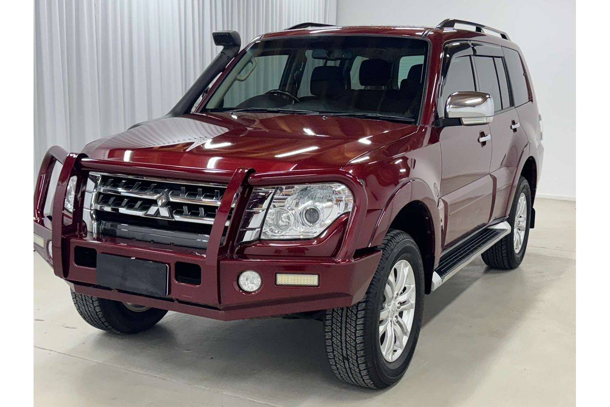 2016 Mitsubishi Pajero GLX NX