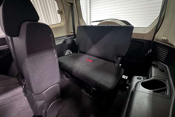2016 Mitsubishi Pajero GLX NX