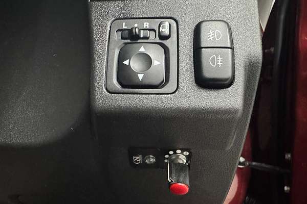 2016 Mitsubishi Pajero GLX NX