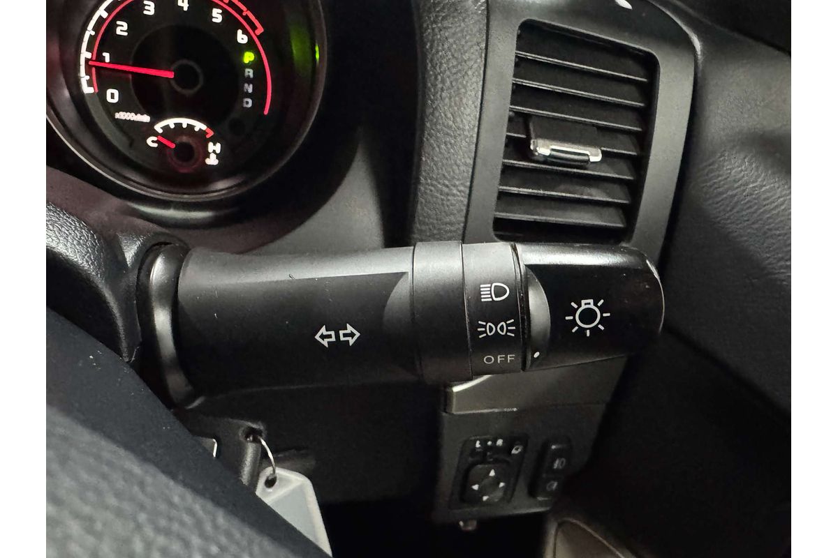 2016 Mitsubishi Pajero GLX NX