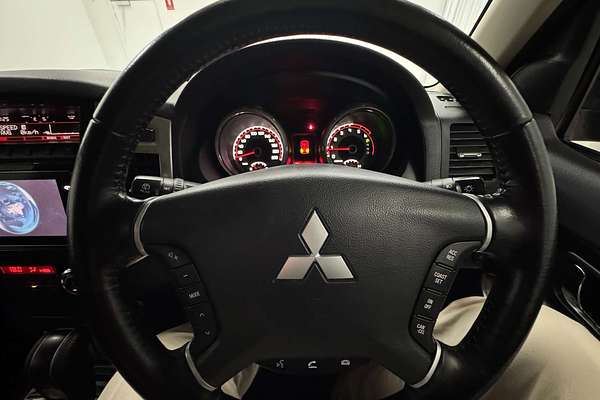 2016 Mitsubishi Pajero GLX NX