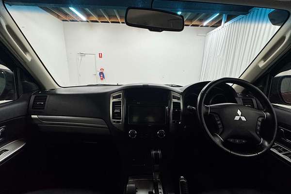 2016 Mitsubishi Pajero GLX NX