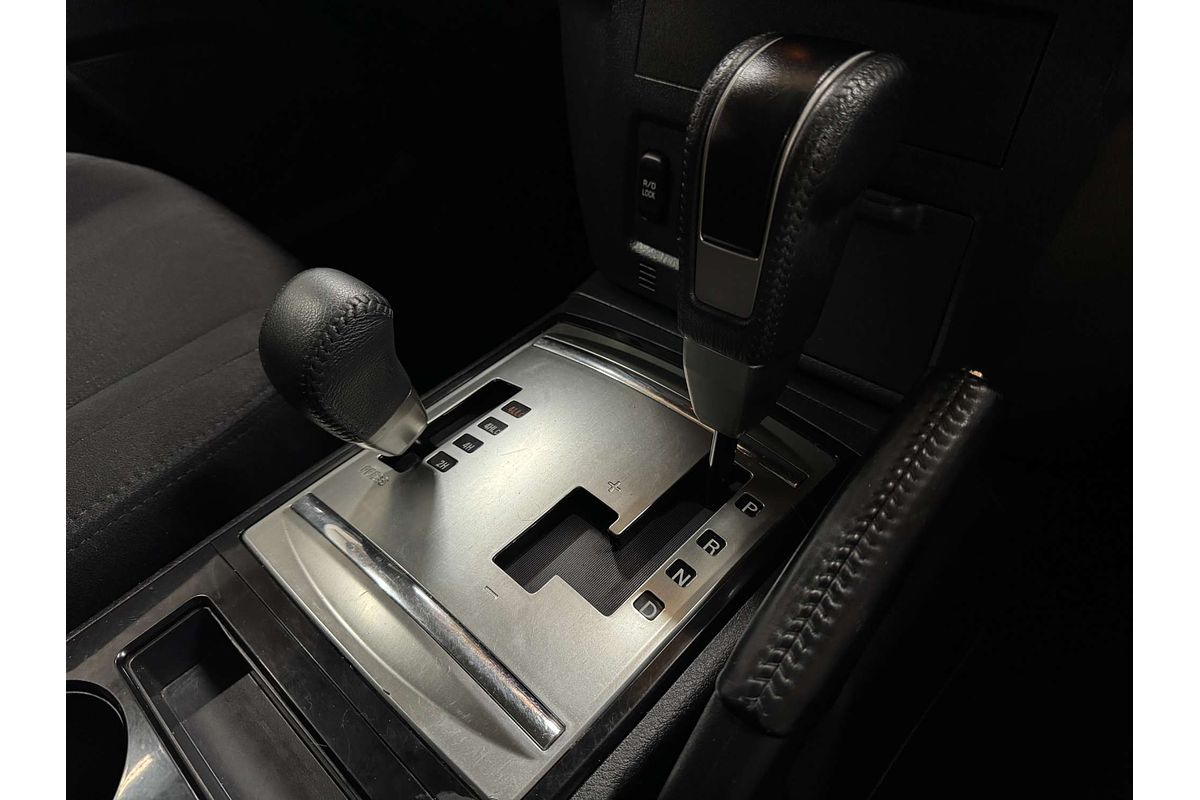 2016 Mitsubishi Pajero GLX NX