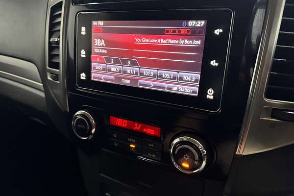 2016 Mitsubishi Pajero GLX NX