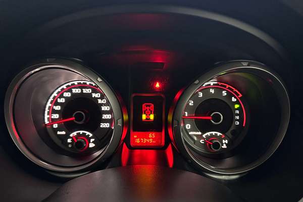 2016 Mitsubishi Pajero GLX NX