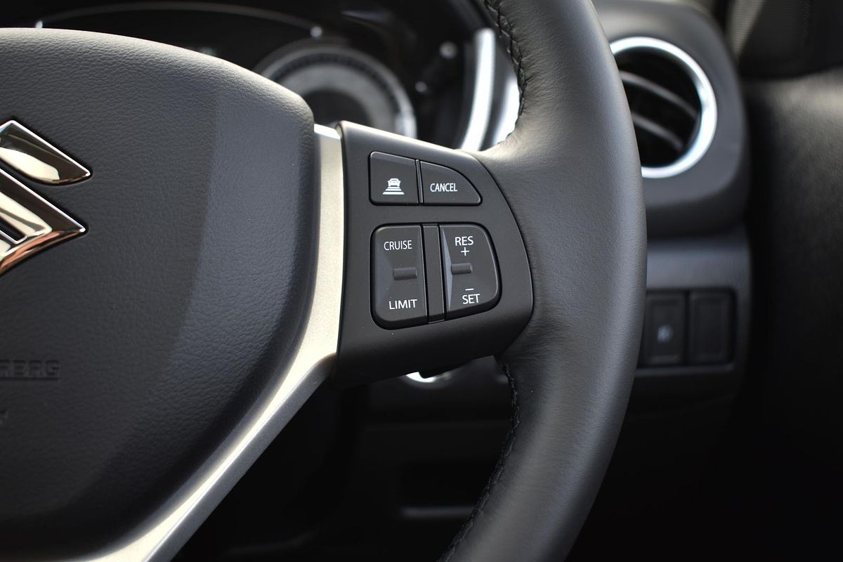 2024 Suzuki Vitara Turbo LY Series II