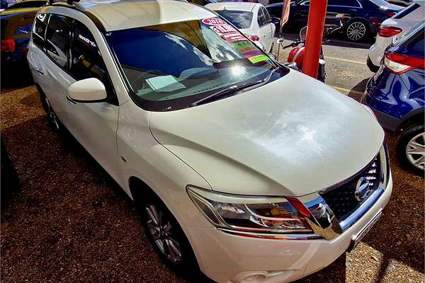 2016 Nissan Pathfinder ST R52