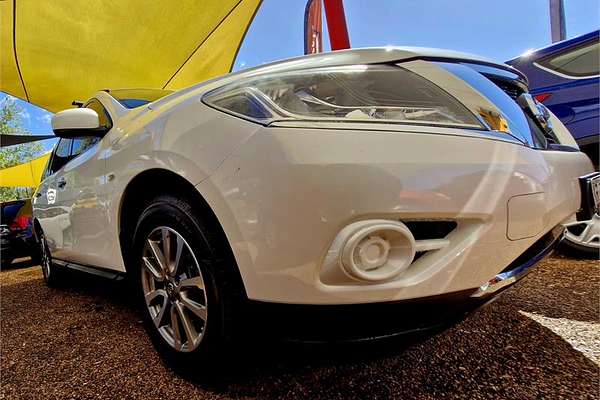 2016 Nissan Pathfinder ST R52