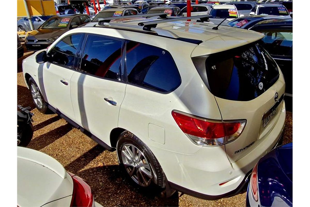 2016 Nissan Pathfinder ST R52