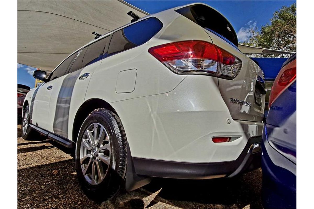 2016 Nissan Pathfinder ST R52
