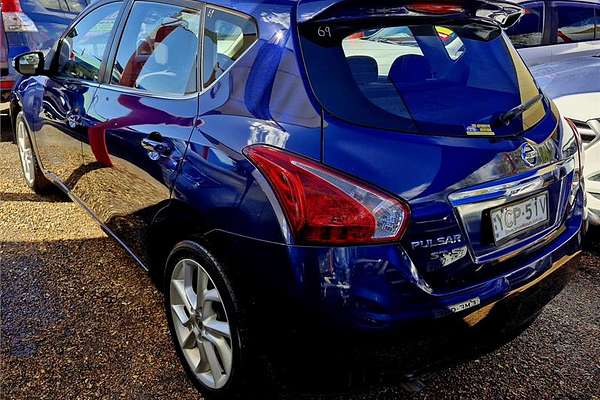 2014 Nissan Pulsar ST-S C12