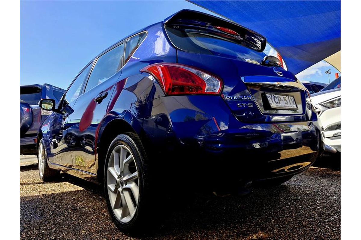 2014 Nissan Pulsar ST-S C12