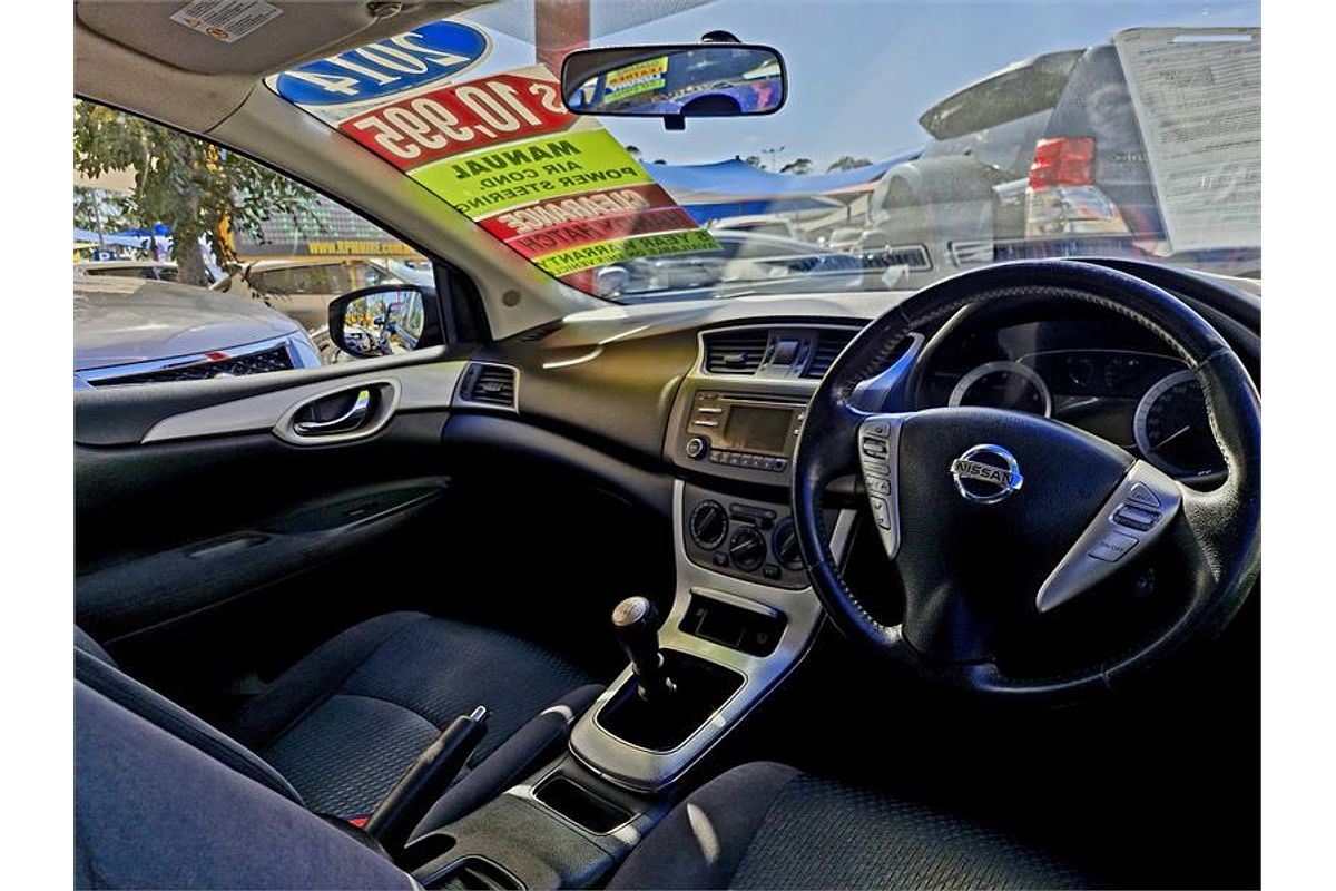 2014 Nissan Pulsar ST-S C12