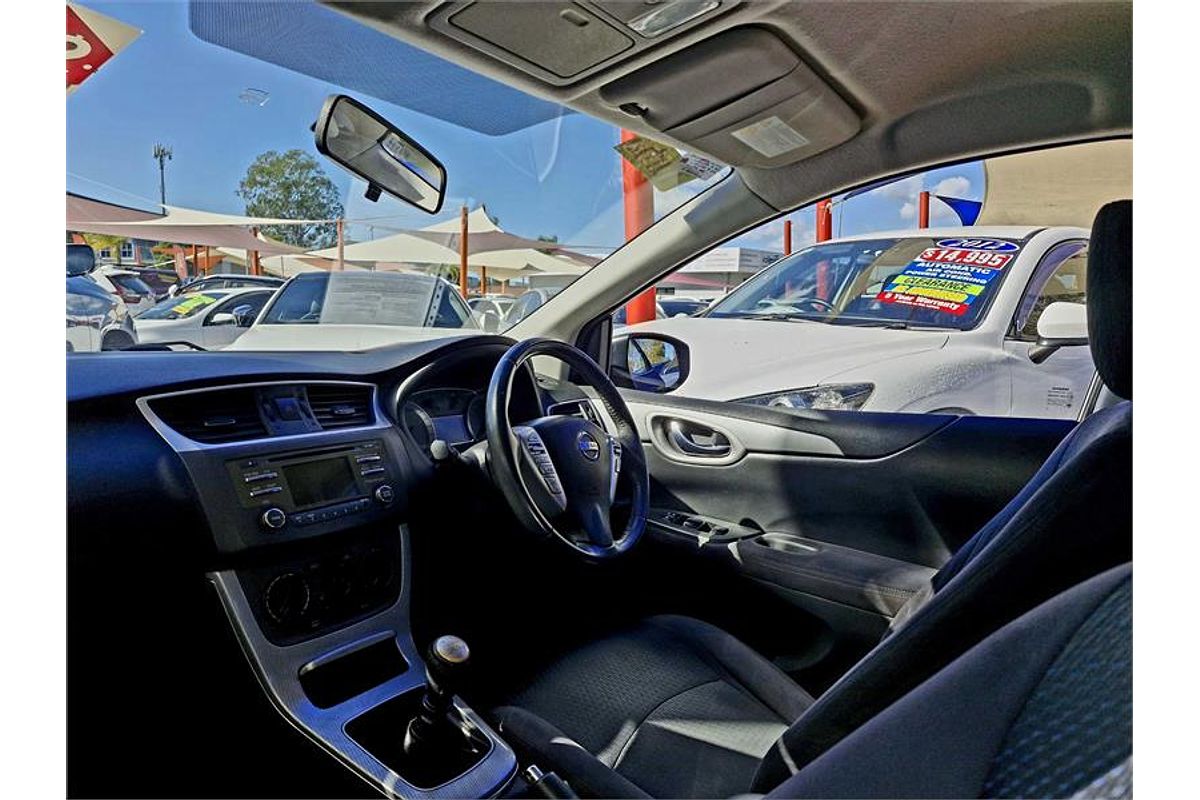 2014 Nissan Pulsar ST-S C12