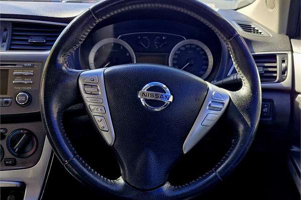 2014 Nissan Pulsar ST-S C12