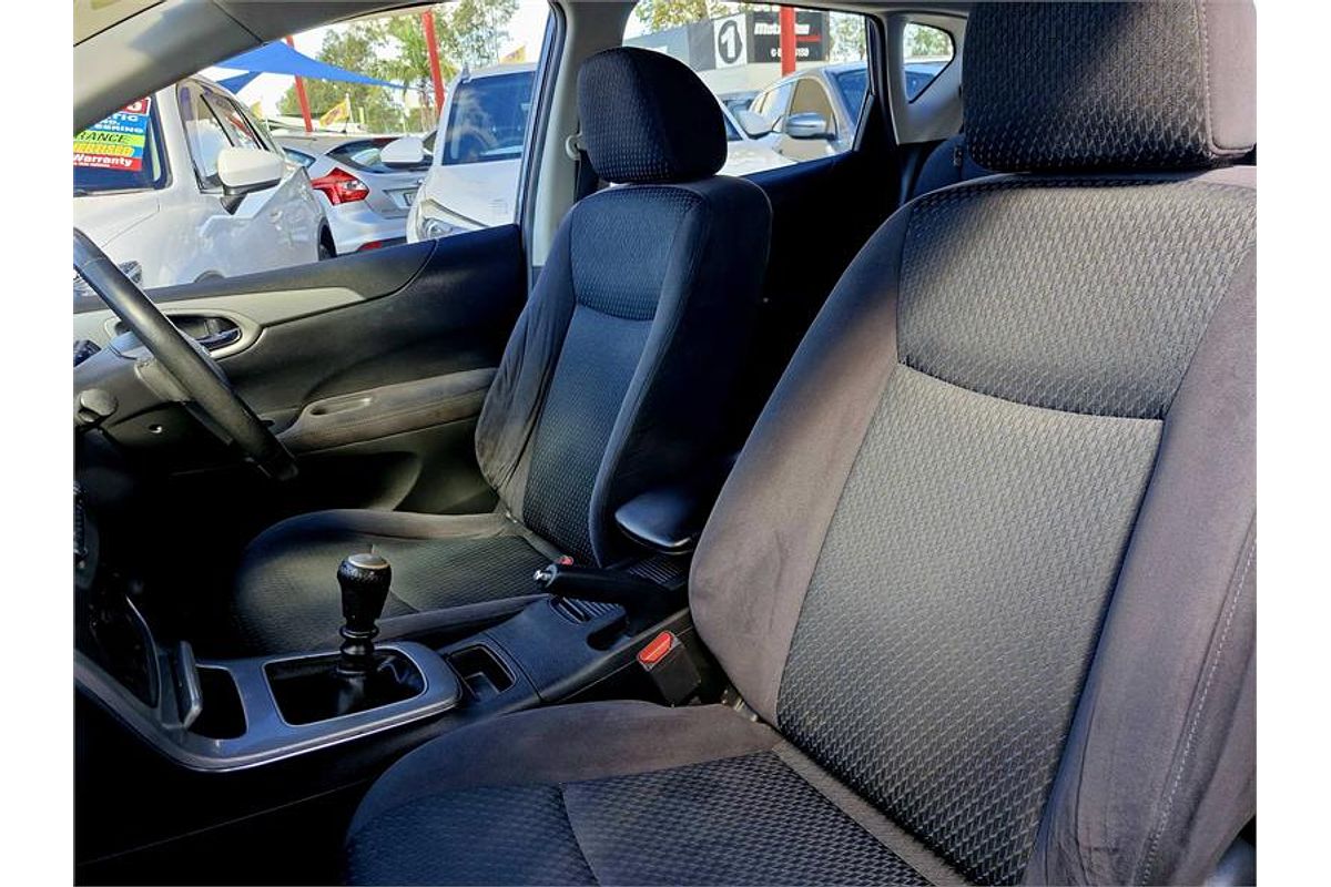 2014 Nissan Pulsar ST-S C12