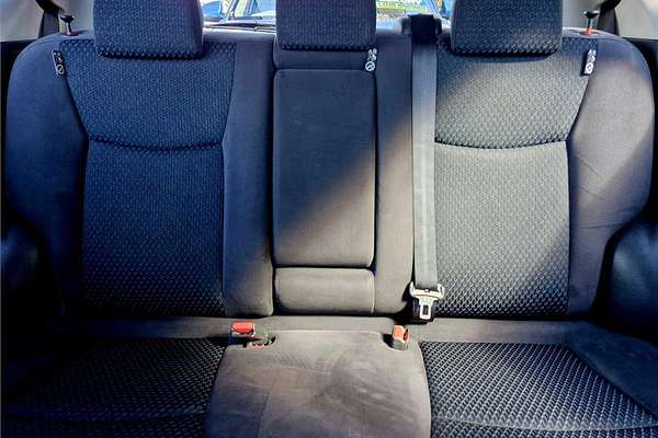 2014 Nissan Pulsar ST-S C12