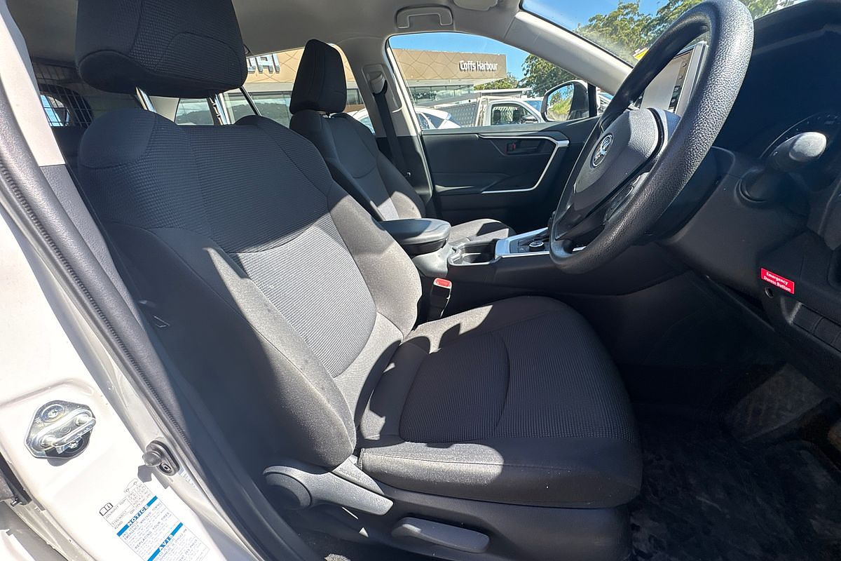 2019 Toyota RAV4 GX AXAH54R