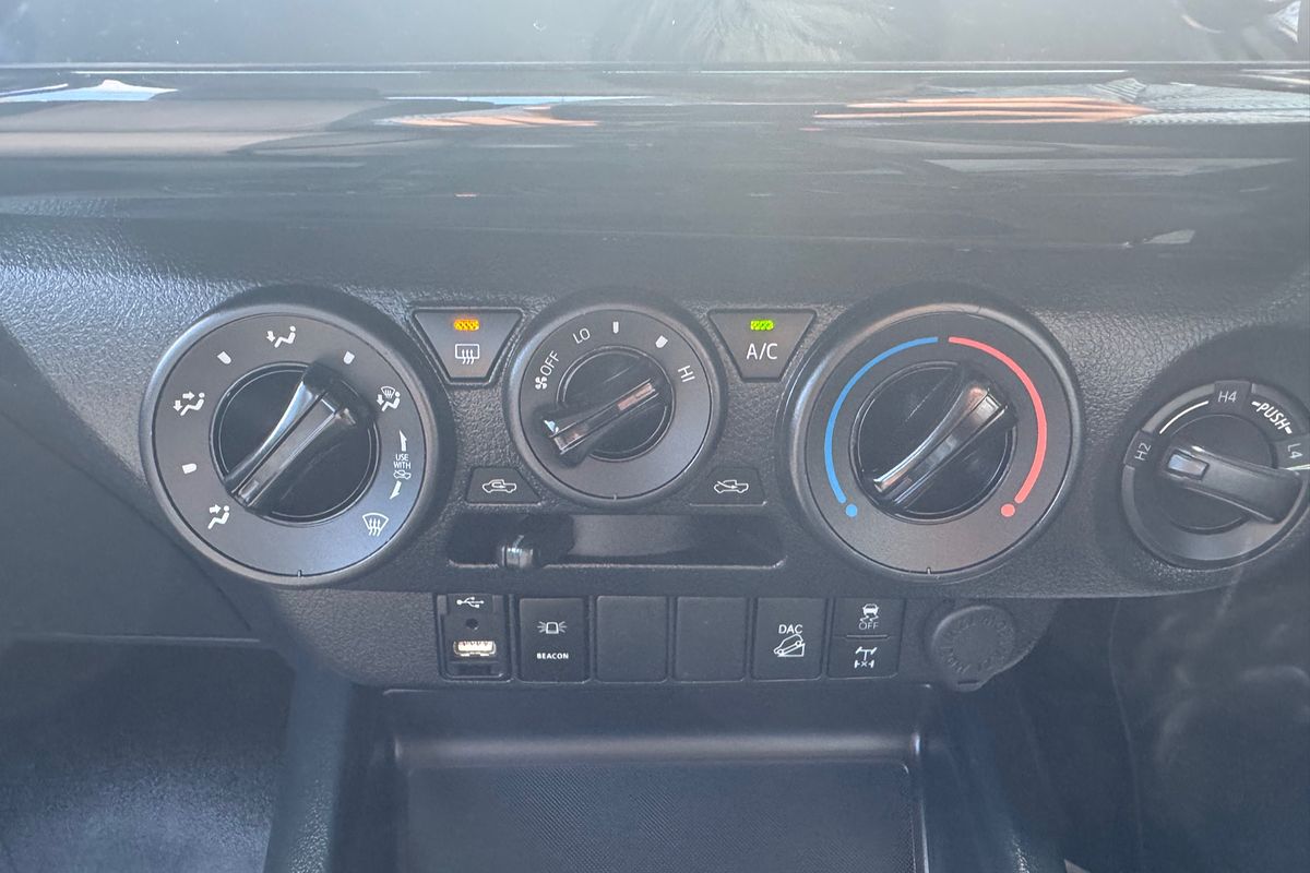 2021 Toyota Hilux SR GUN126R 4X4