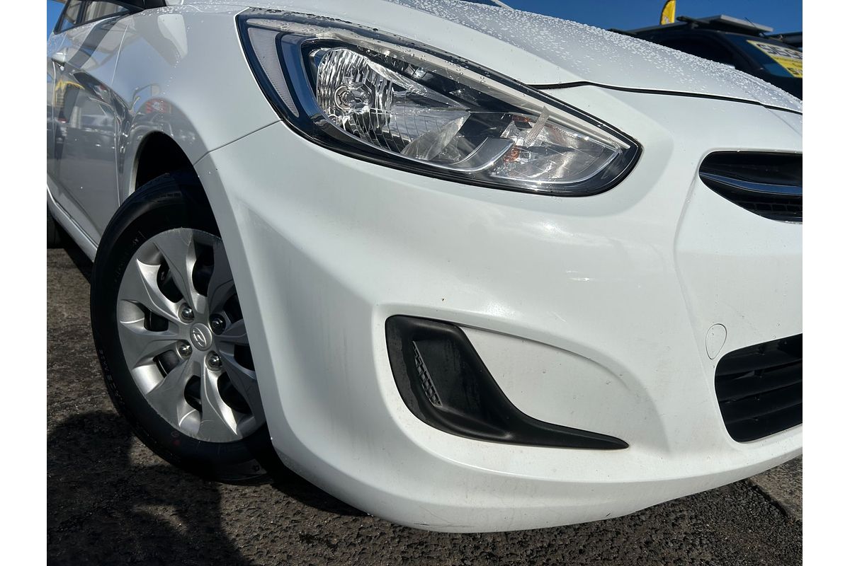 2016 Hyundai Accent Active RB4