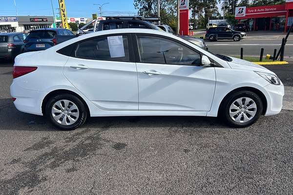 2016 Hyundai Accent Active RB4