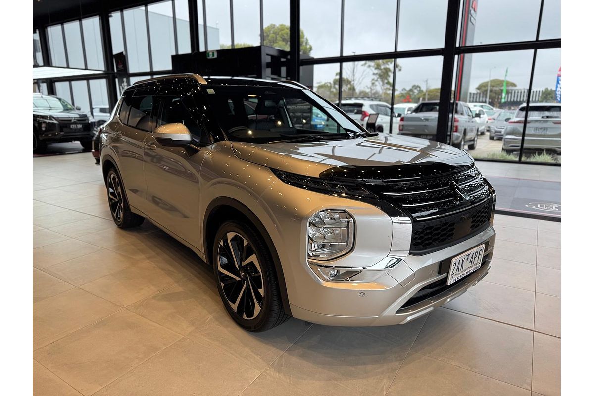 2024 Mitsubishi Outlander Exceed Tourer ZM