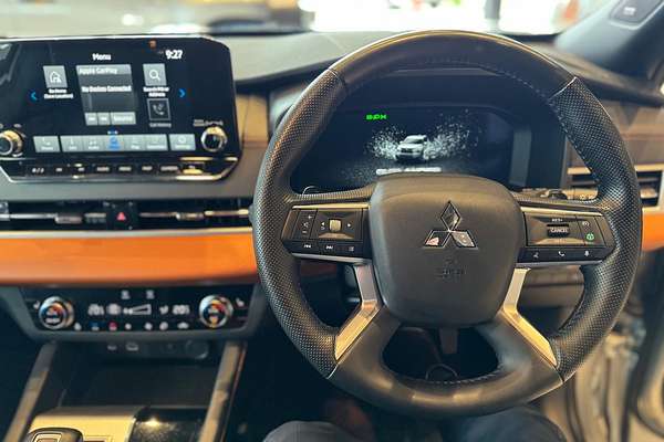 2024 Mitsubishi Outlander Exceed Tourer ZM