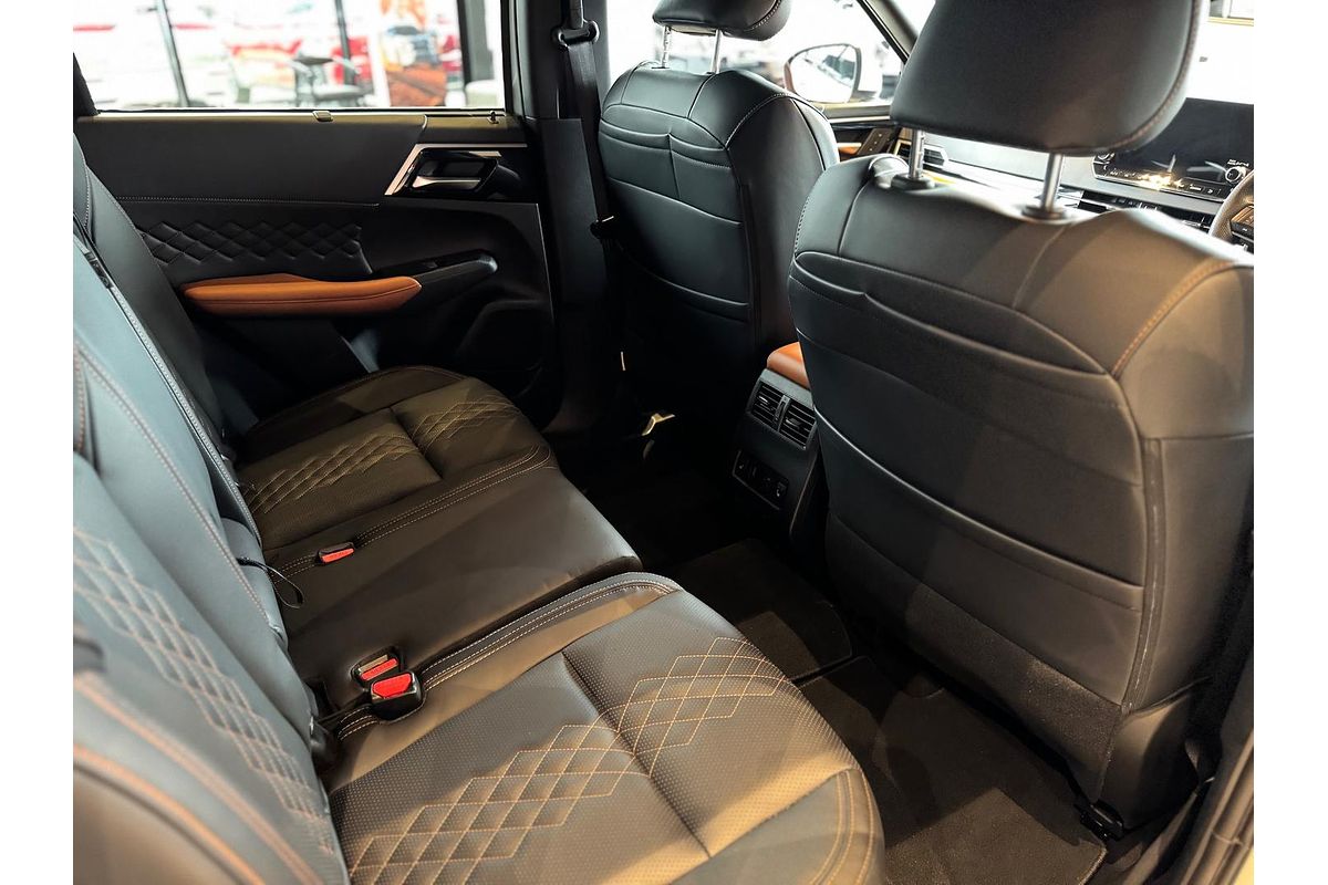 2024 Mitsubishi Outlander Exceed Tourer ZM